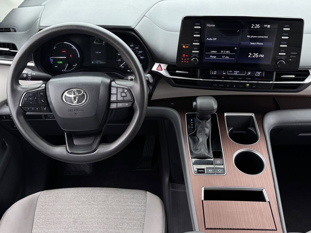 Used 2024 Toyota Sienna LE image 12