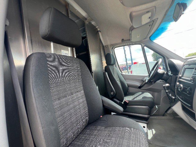 Used 2017 Freightliner Sprinter 2500 image 21