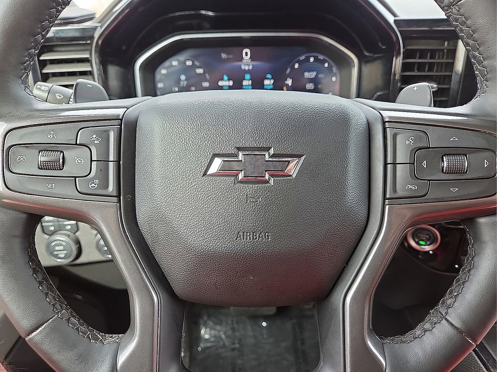 Used 2025 Chevrolet Silverado 1500 ZR2 image 30