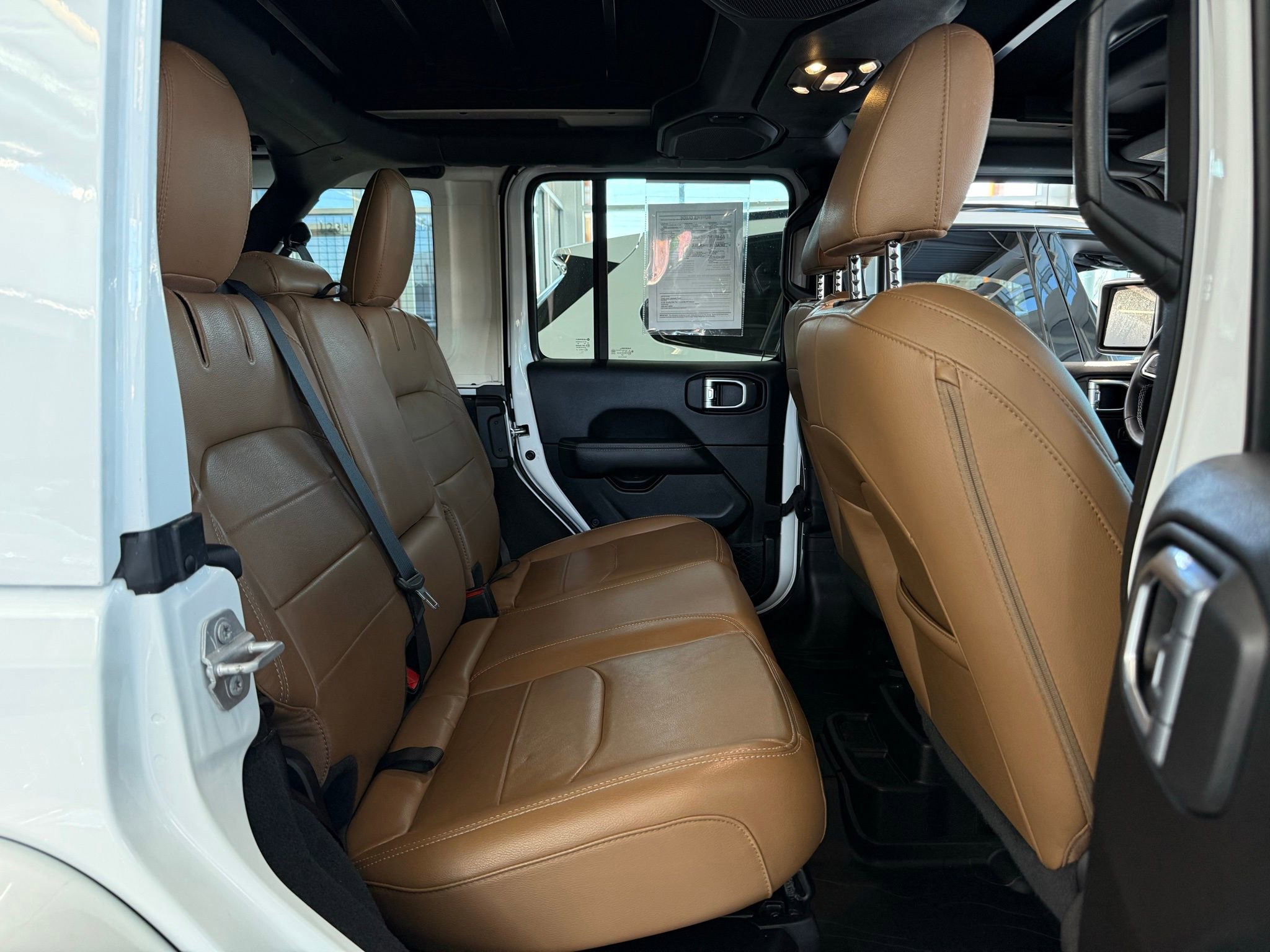 Used 2022 Jeep Wrangler Unlimited Sahara w/ Cold Weather Group image 32