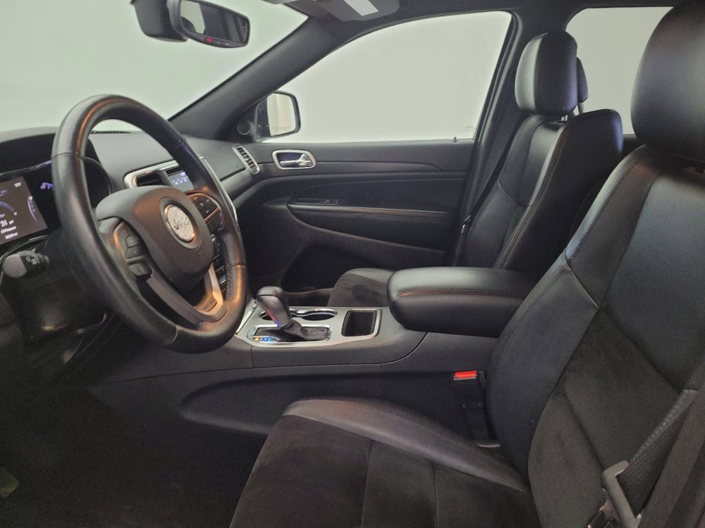 Used 2018 Jeep Grand Cherokee Altitude image 17