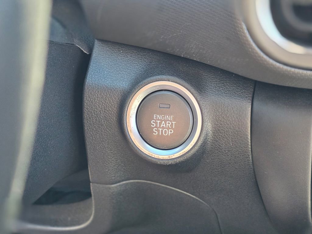 Certified 2023 Hyundai Kona SEL w/ Convenience Package image 33