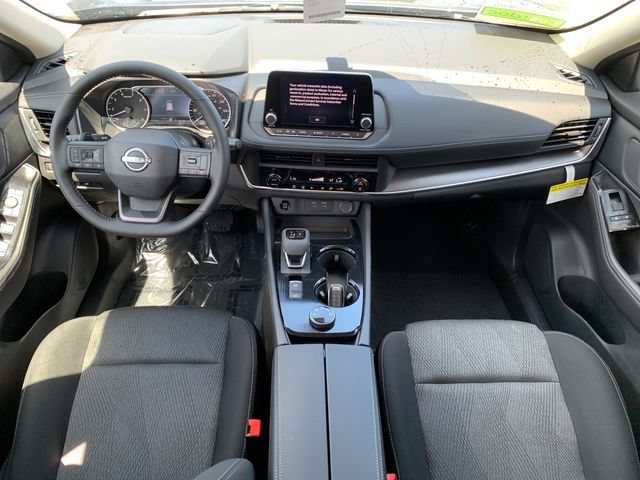 New 2026 Nissan Rogue SV AWD/4WD image 15