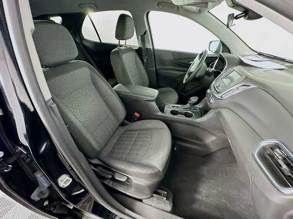 Used 2024 Chevrolet Equinox LT w/ LPO, Floor Liner Package FWD image 36