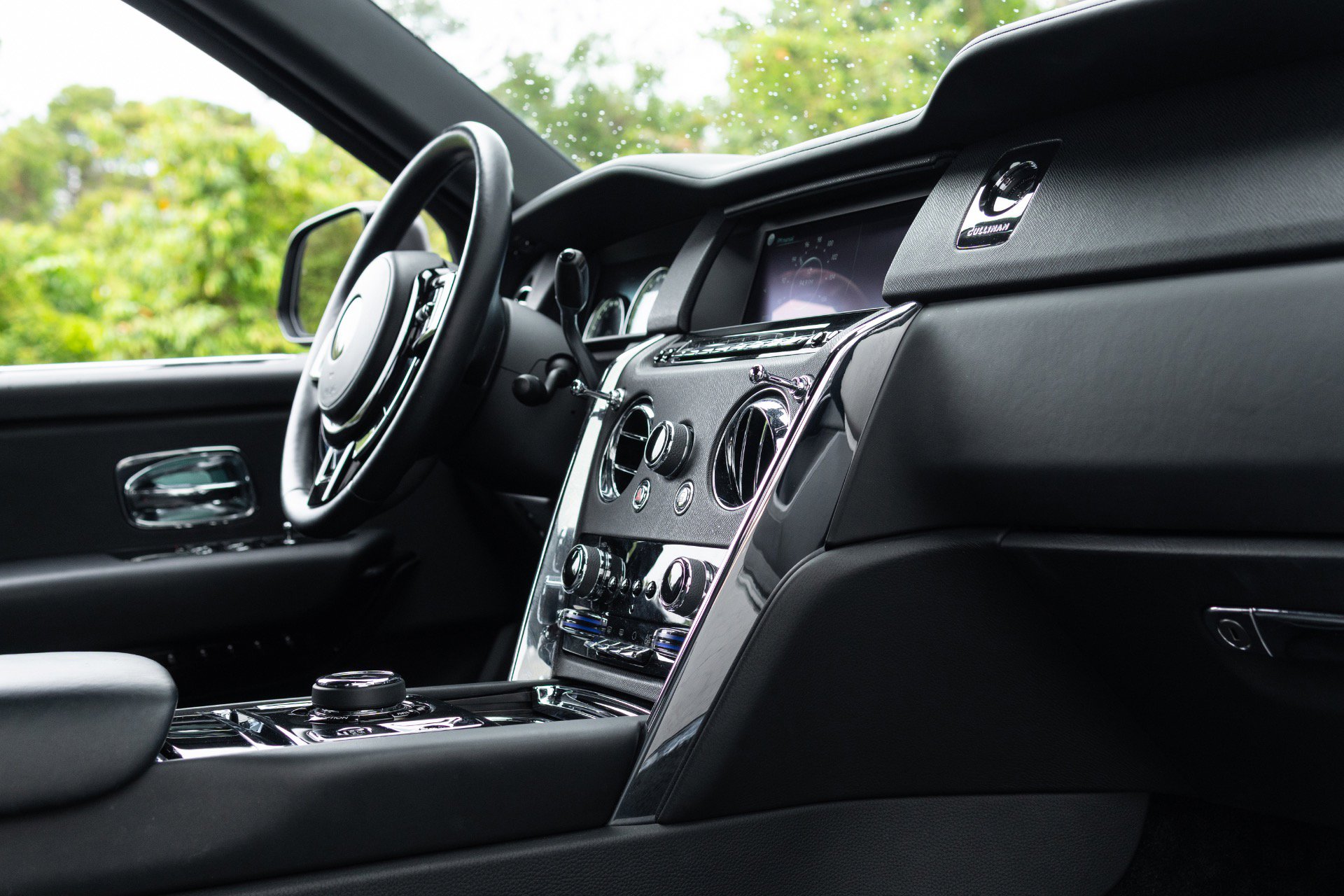 Used 2020 Rolls-Royce Cullinan image 58