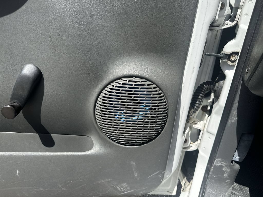 Used 2004 Chevrolet Silverado 1500 W/T RWD image 23