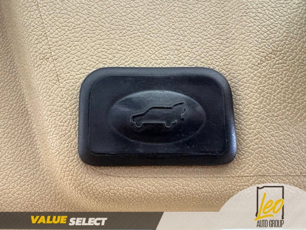 Used 2012 Buick Enclave Leather FWD image 12