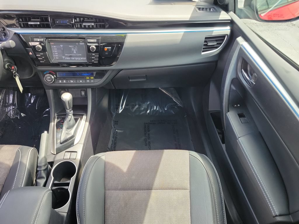 Used 2015 Toyota Corolla S FWD image 14
