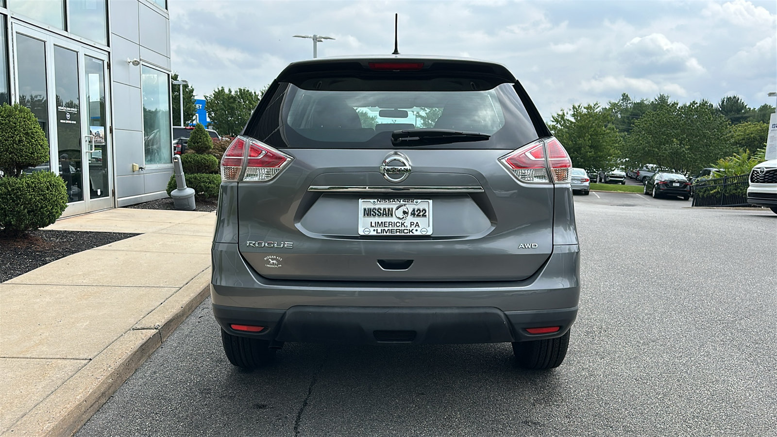 Used 2016 Nissan Rogue S AWD/4WD image 5