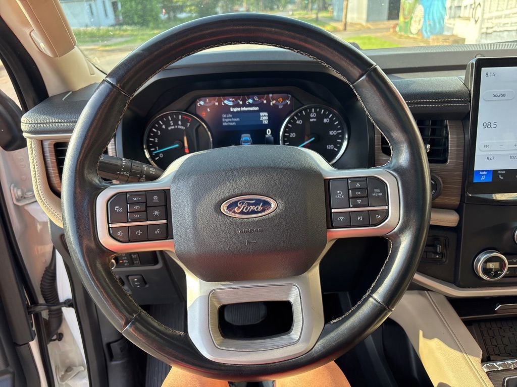 Used 2023 Ford Expedition Max Limited image 13