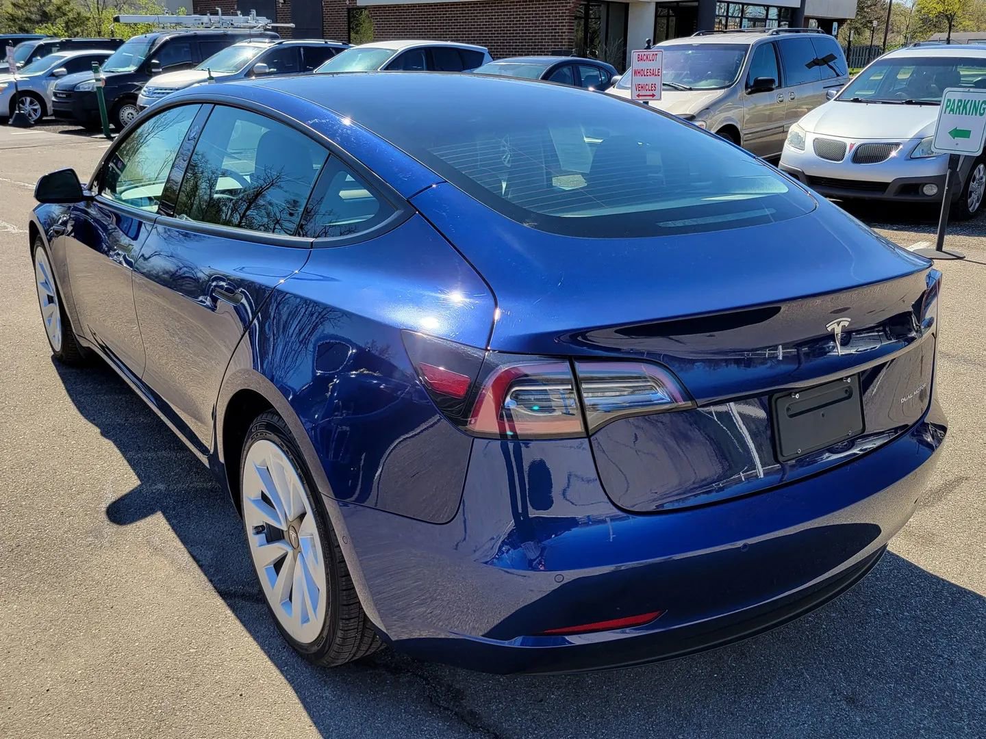 Used 2022 Tesla Model 3 Long Range AWD/4WD image 5