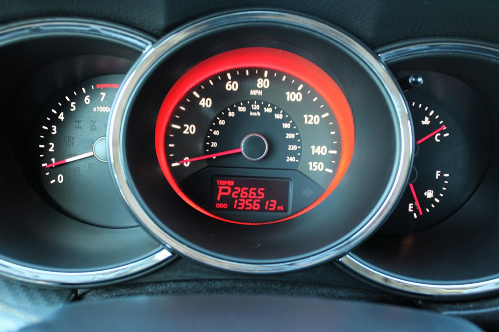 Used 2011 Kia Sorento SX image 21