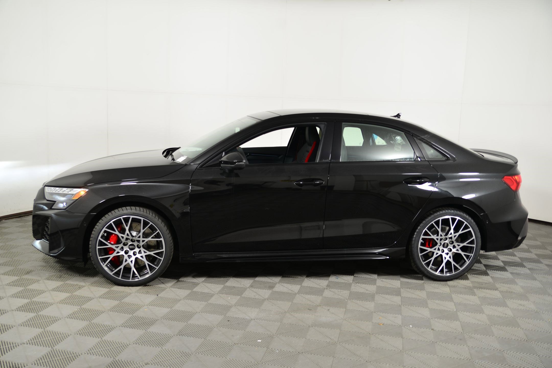 New 2026 Audi RS 3 image 2