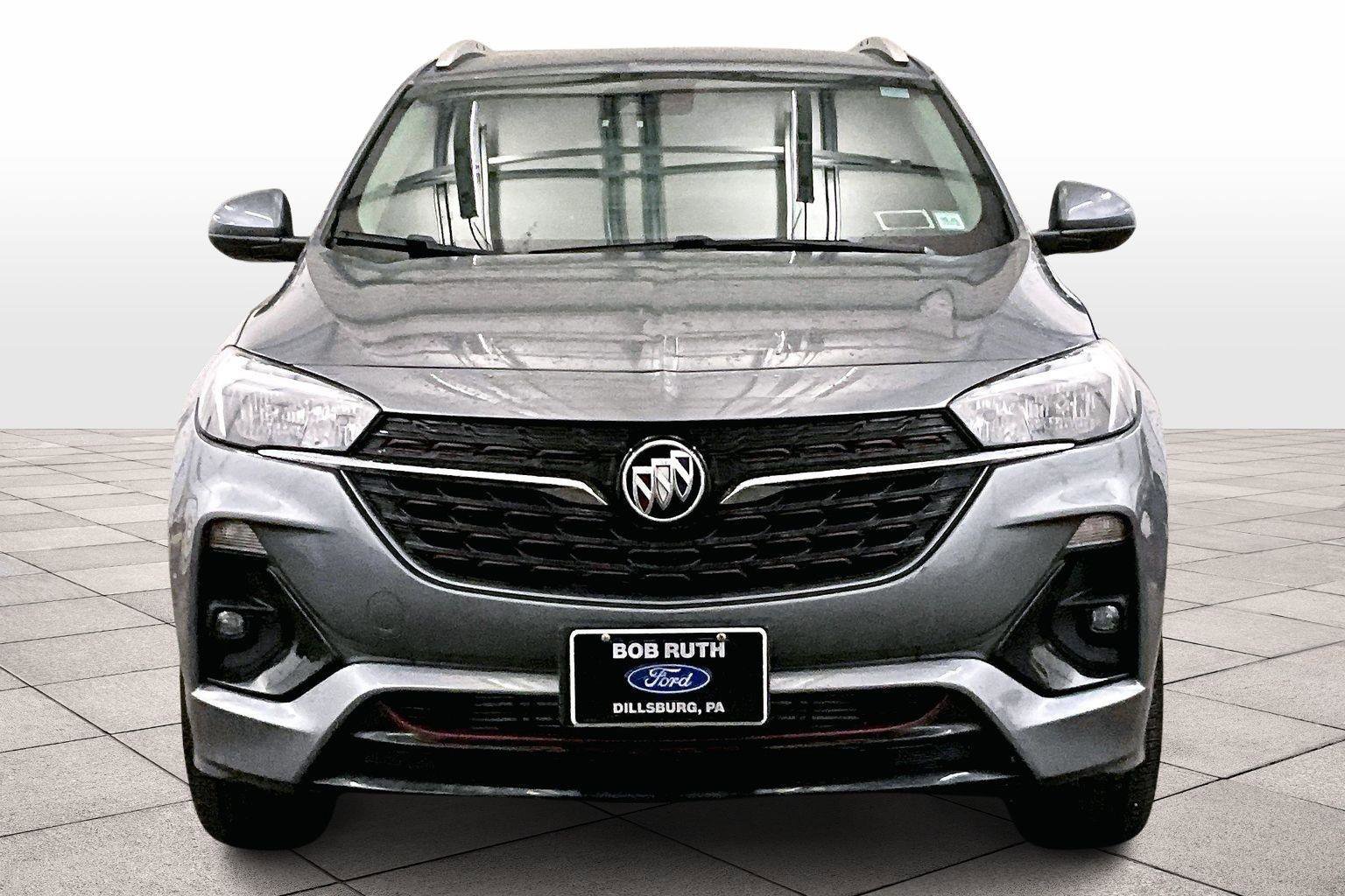 Used 2021 Buick Encore GX Select w/ Sport Touring Package image 3