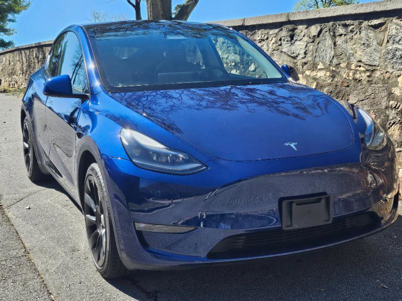 Used 2023 Tesla Model Y RWD image 12