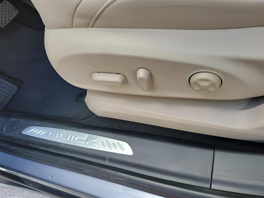 Used 2019 Buick Envision Preferred FWD image 17