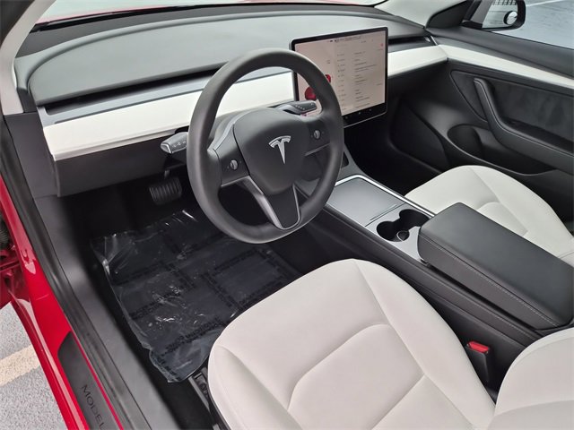 Used 2021 Tesla Model 3 Standard Range Plus image 14