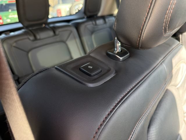 Used 2024 Lincoln Aviator Reserve w/ Equipment Group 201A AWD/4WD image 13