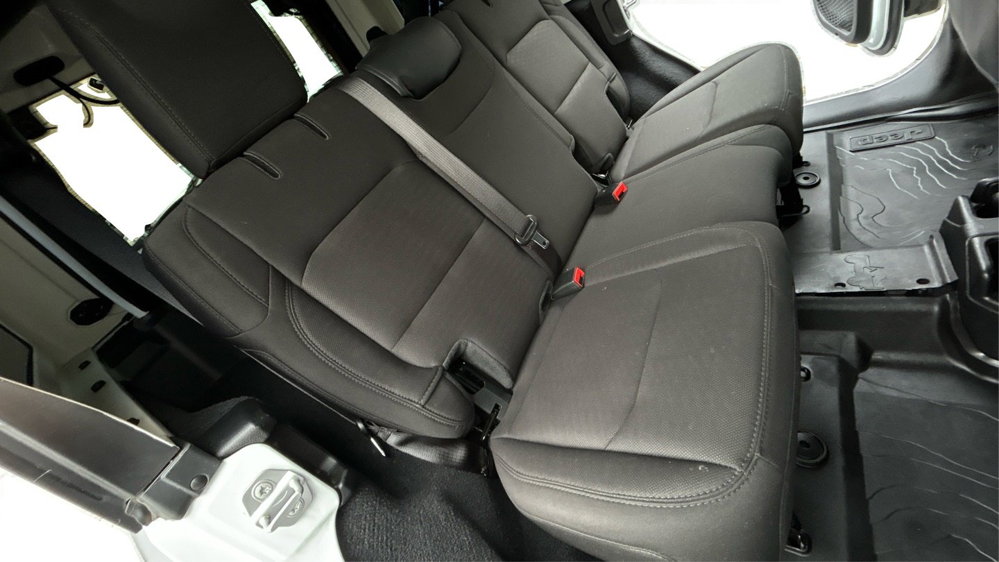 Used 2020 Jeep Wrangler Unlimited Sport image 16