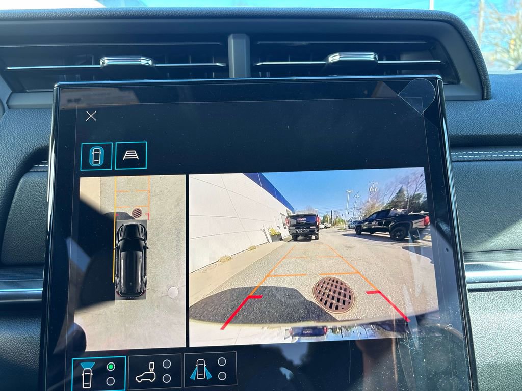 New 2026 GMC Terrain Elevation w/ Elevation Premium Package AWD/4WD image 13