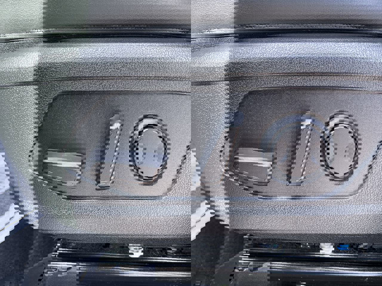 Certified 2023 Kia Sorento X-Line EX image 21