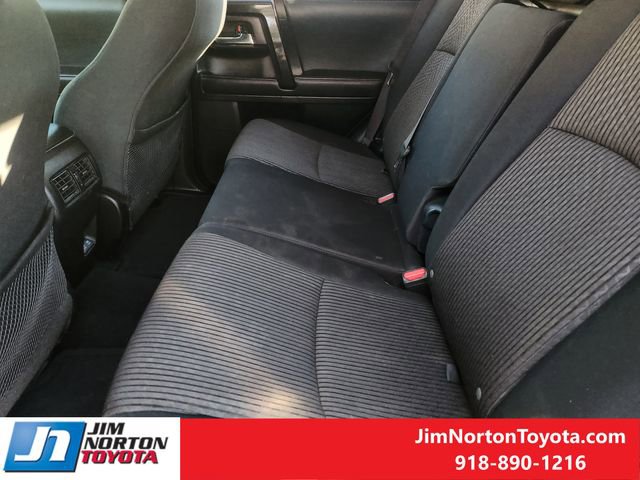 Used 2020 Toyota 4Runner TRD Off-Road image 32