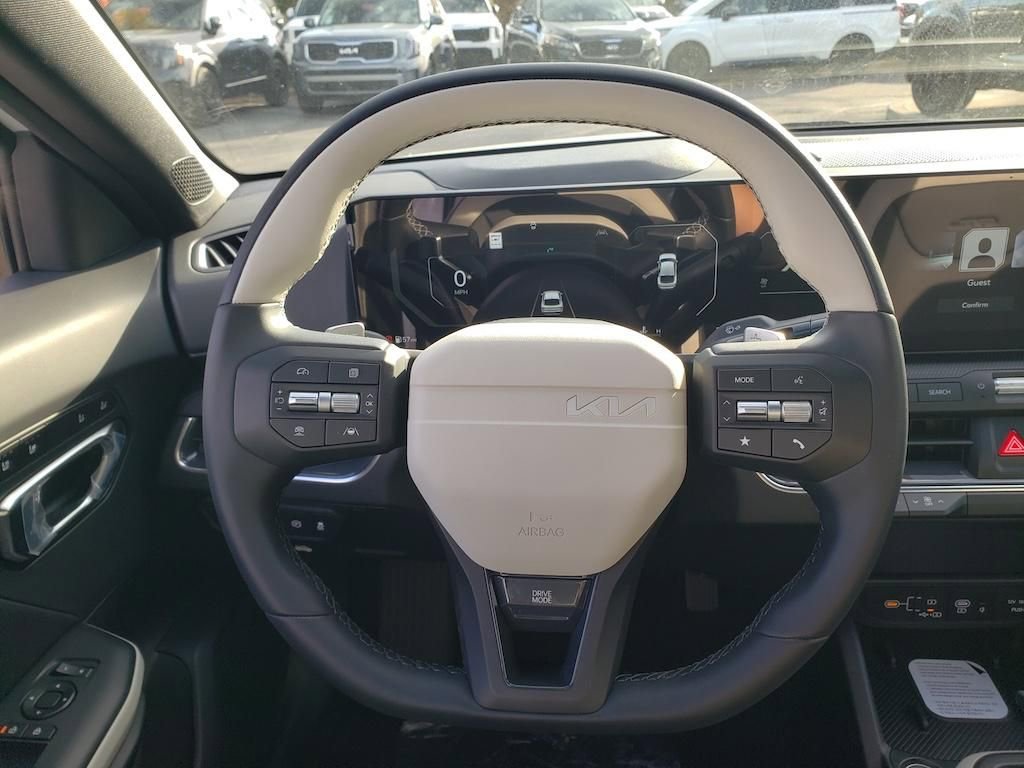 New 2025 Kia K4 GT-Line w/ GT-Line Premium Package image 11