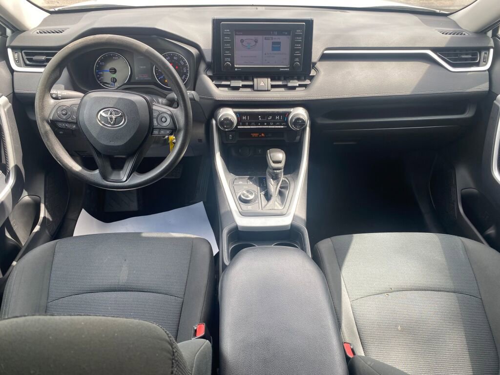 Used 2020 Toyota RAV4 LE w/ Carpet Mat Package image 2