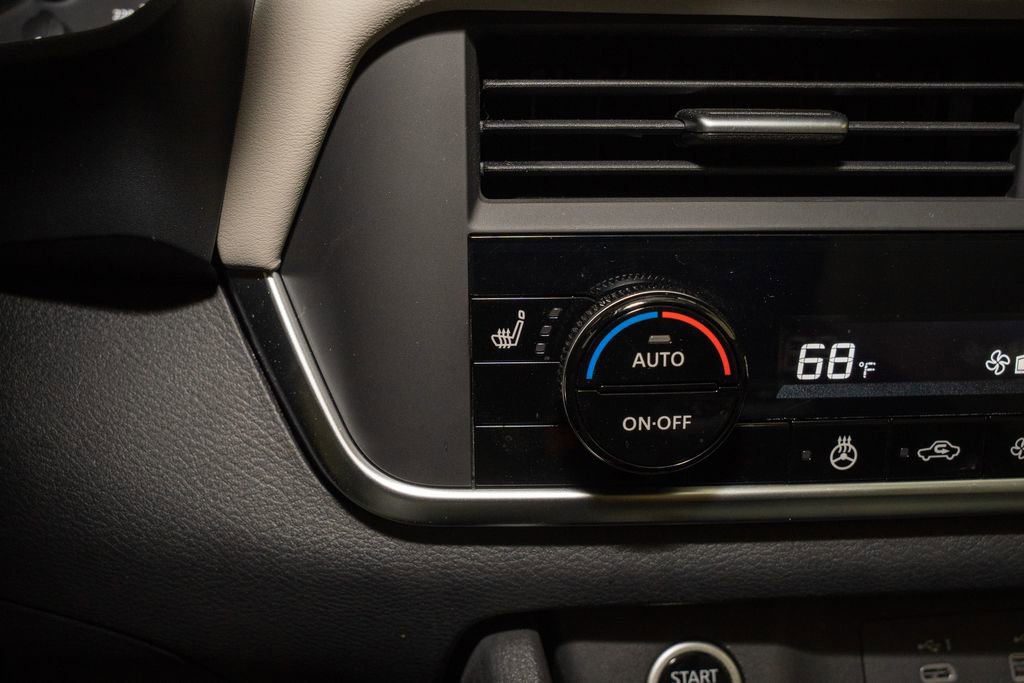 Certified 2023 Nissan Rogue SV w/ SV Premium B Package image 16