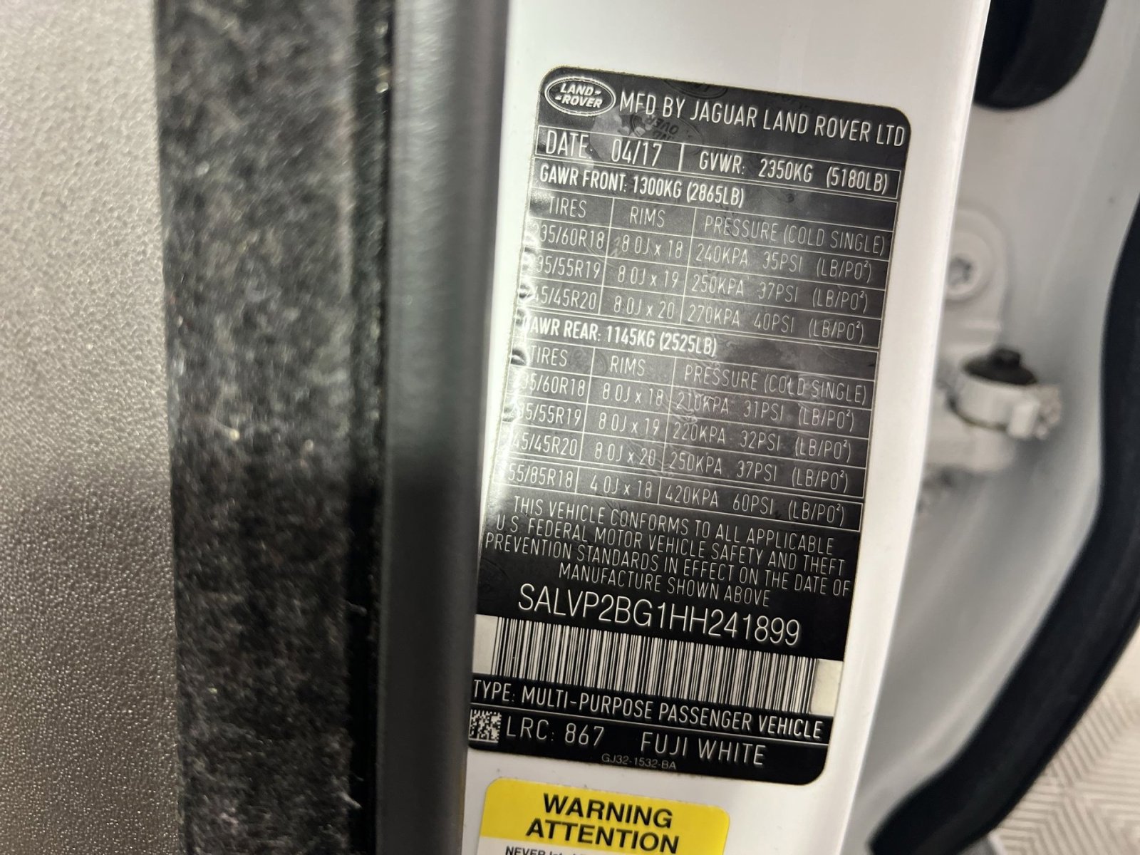 Used 2017 Land Rover Range Rover Evoque SE image 30