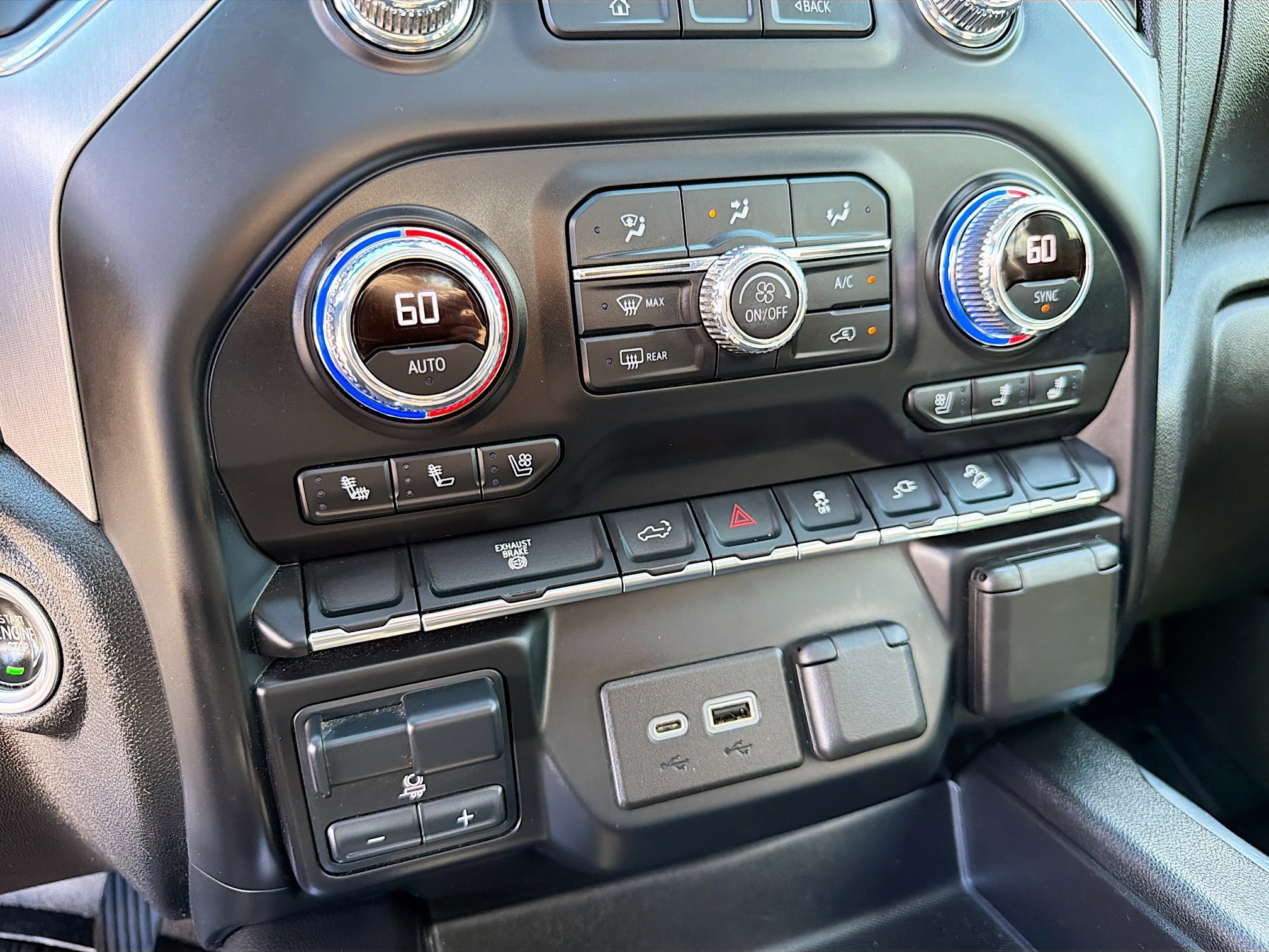 Used 2022 GMC Sierra 2500 SLT image 32