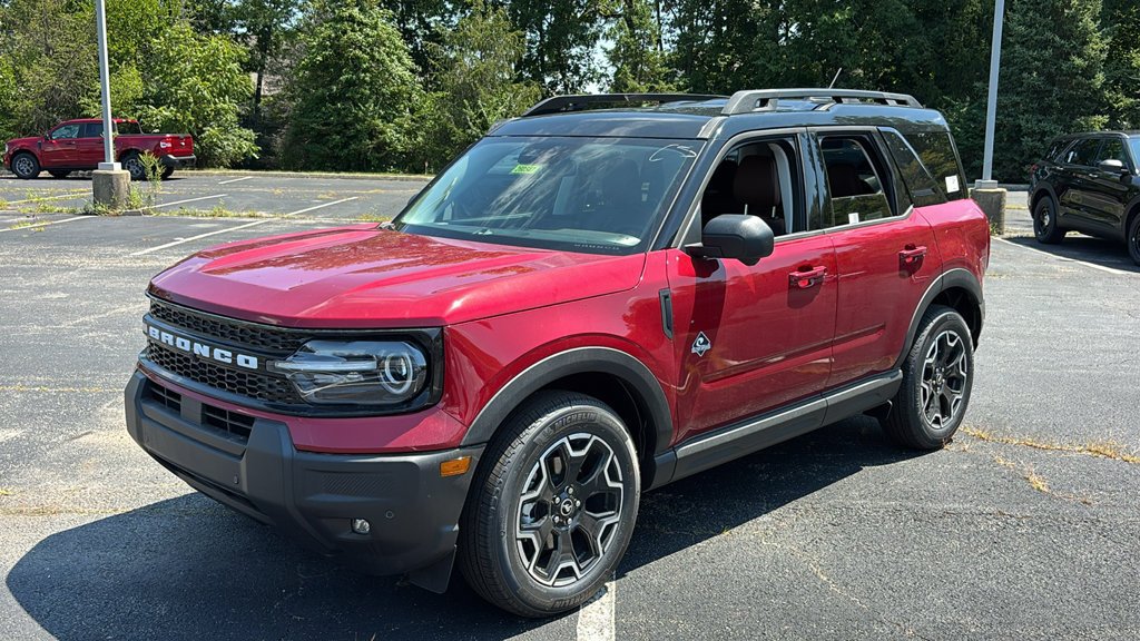New 2026 Ford Bronco Sport Outer Banks w/ Outer Banks Tech Package+ AWD/4WD image 2