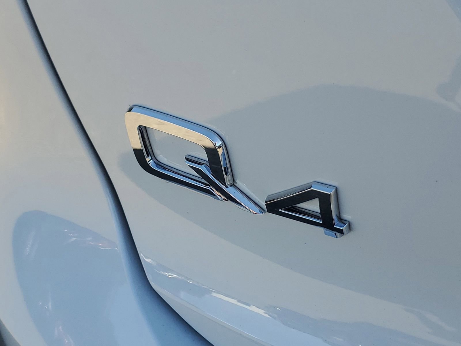 Used 2023 Audi Q4 e-tron Premium w/ 20" Wheel Package image 7