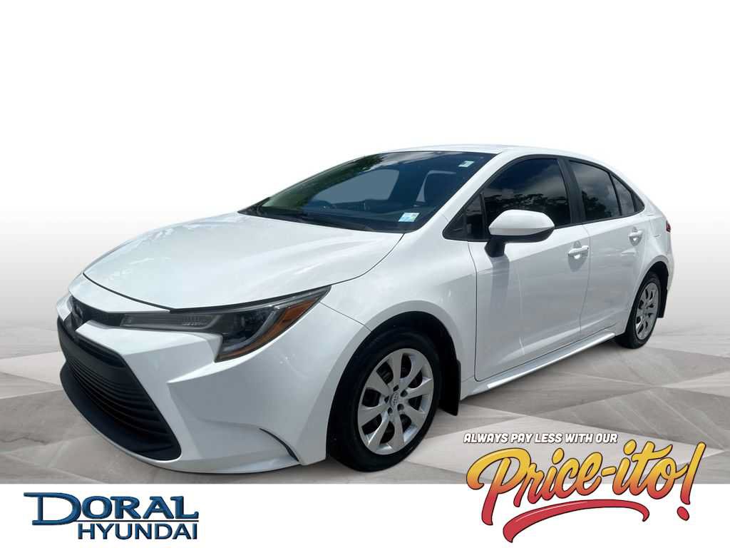Used 2024 Toyota Corolla LE FWD image 1