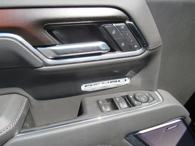 Certified 2026 GMC Sierra 1500 Denali w/ Denali Reserve Package AWD/4WD image 12