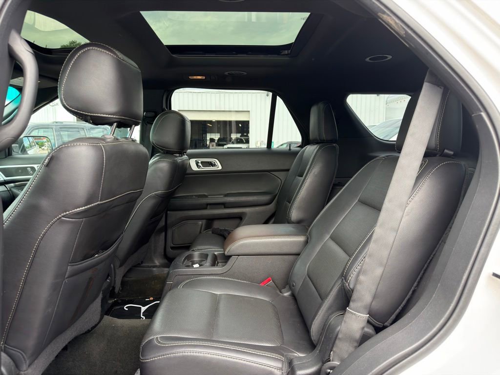 Used 2014 Ford Explorer Sport w/ Equipment Group 401A AWD/4WD image 3