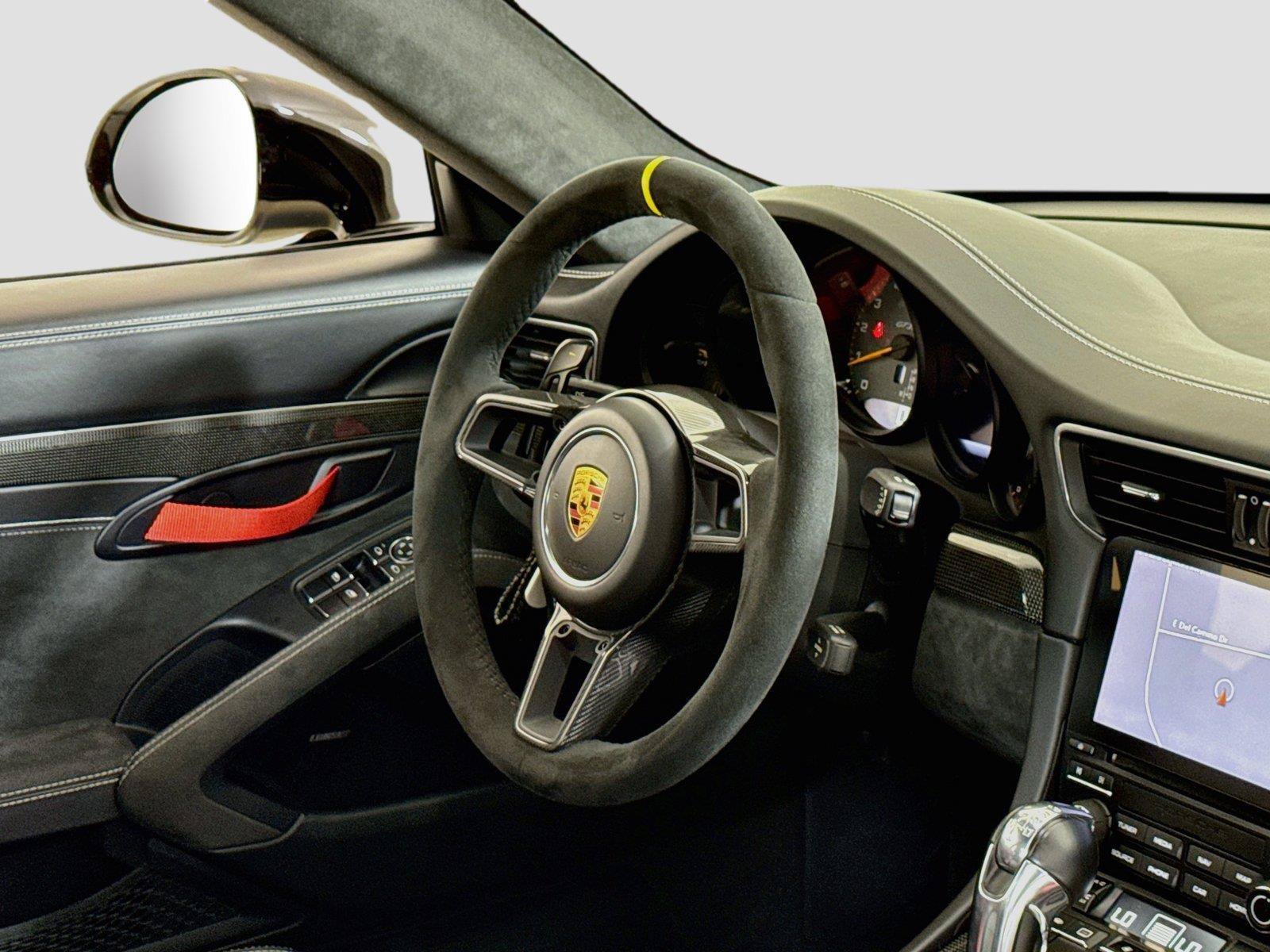 Used 2019 Porsche 911 GT3 RS w/ Weissach Package RWD image 32