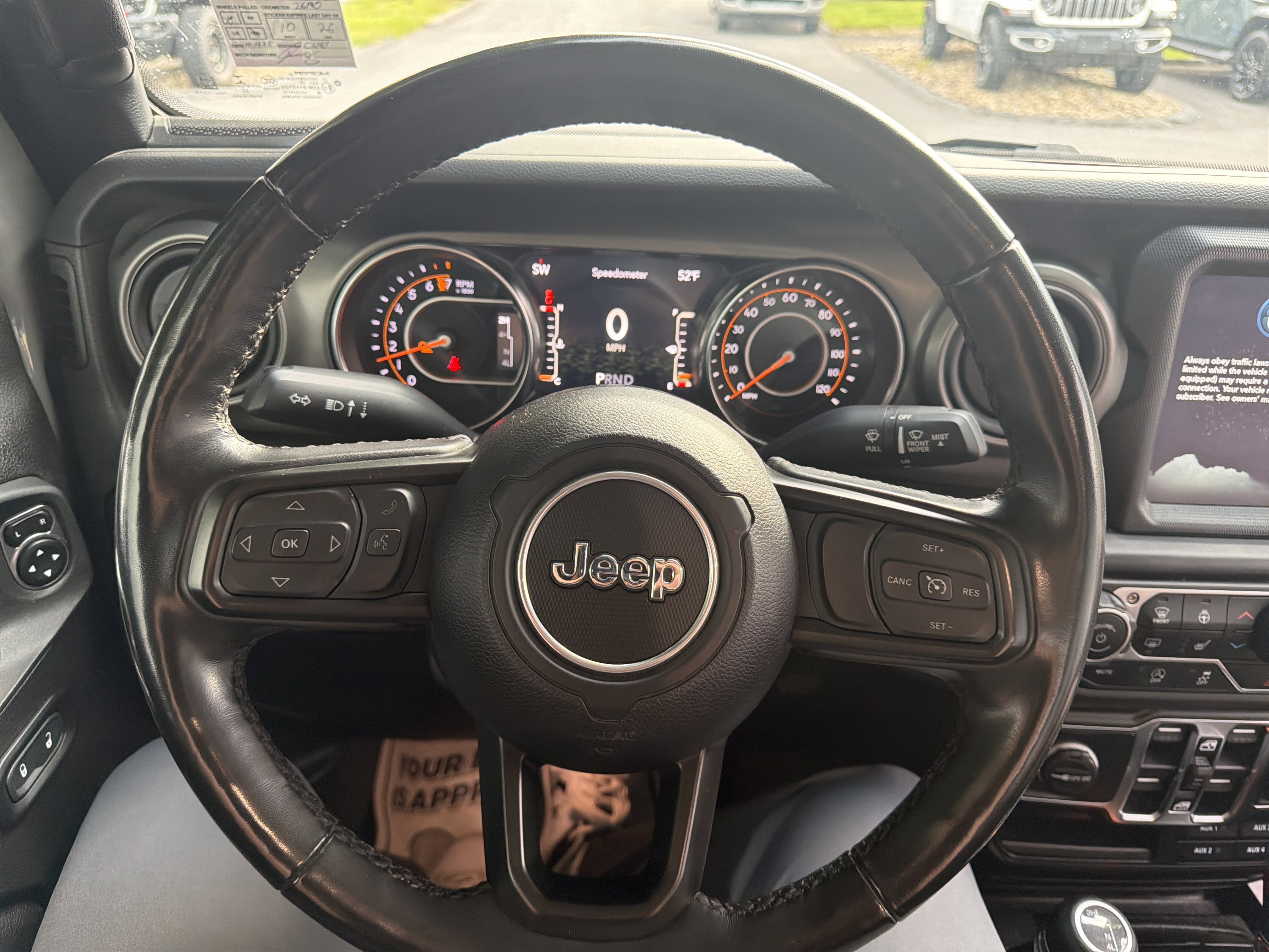 Used 2023 Jeep Gladiator Sport AWD/4WD image 17