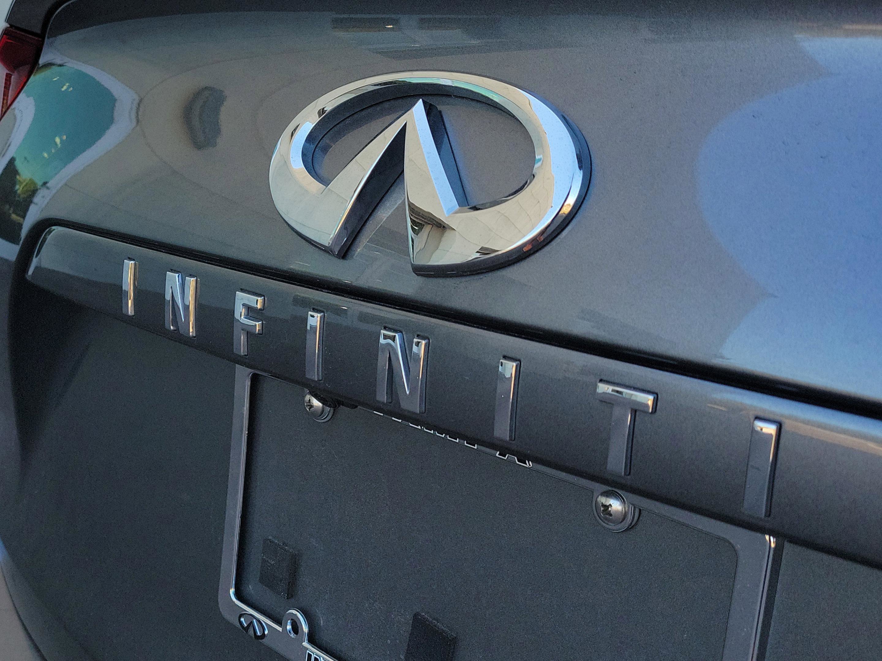 Used 2021 INFINITI QX50 Luxe w/ Appearance Package image 27