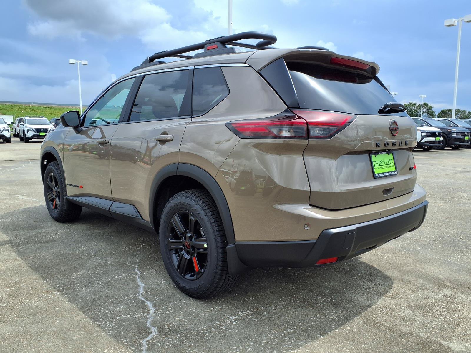 New 2026 Nissan Rogue SV AWD/4WD image 7