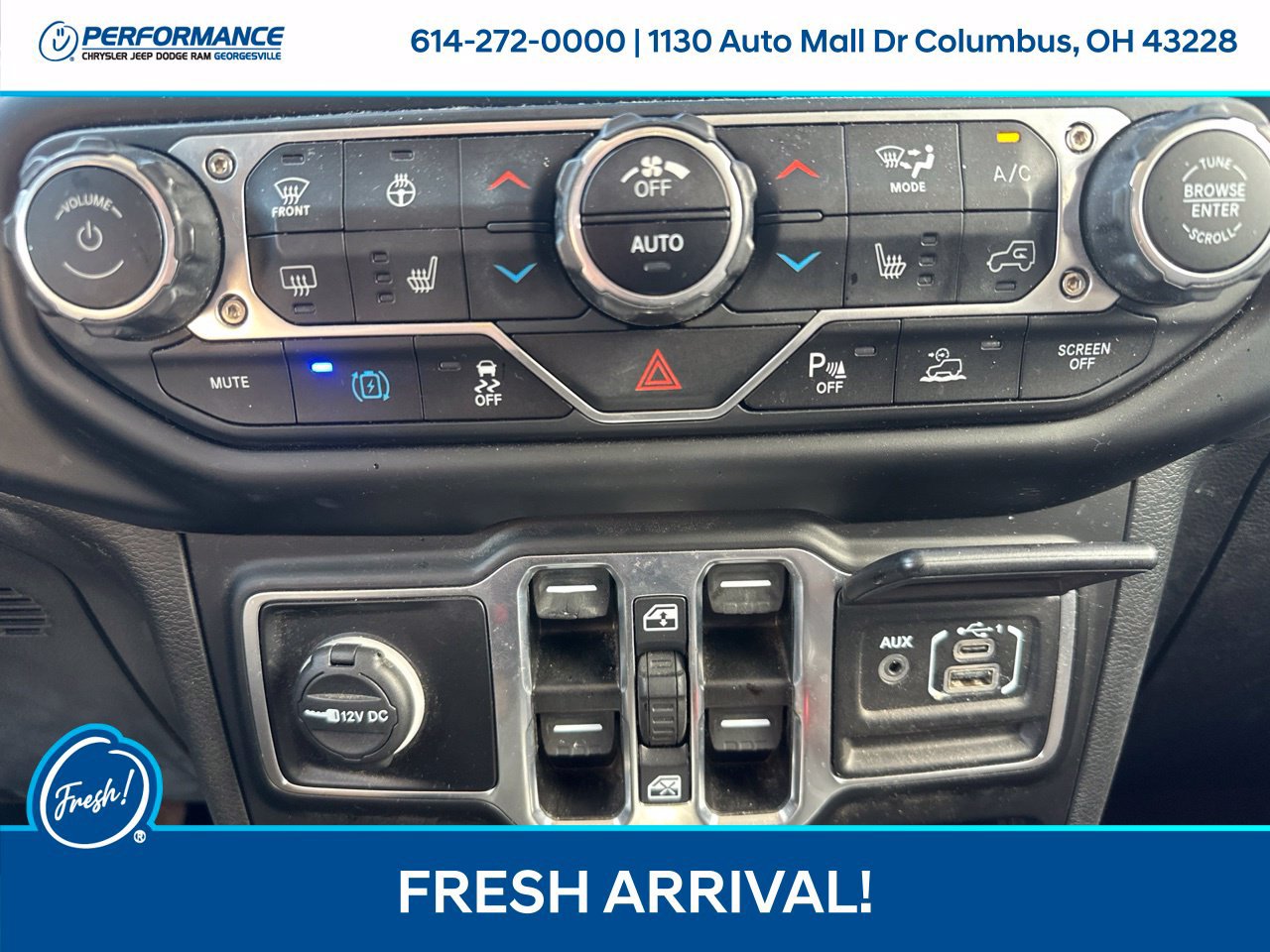 Used 2023 Jeep Wrangler Unlimited Sahara w/ Cold Weather Group AWD/4WD image 22