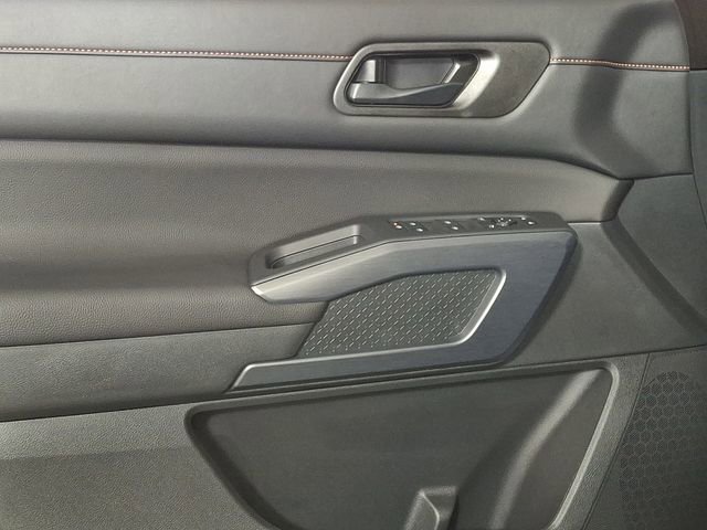 Used 2025 Nissan Pathfinder Rock Creek image 16