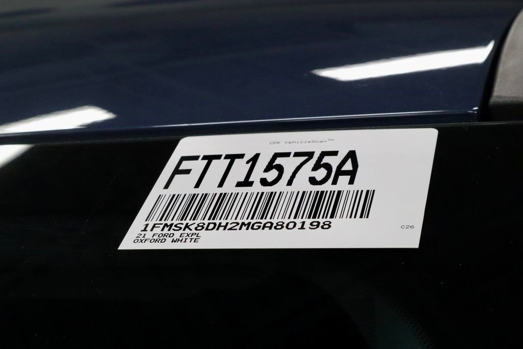 Certified 2021 Ford Explorer XLT w/ Equipment Group 202A image 35