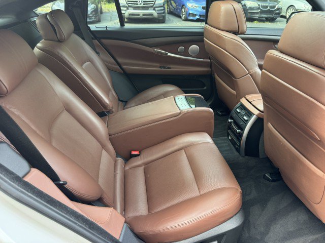 Used 2013 BMW 550i Gran Turismo xDrive AWD/4WD image 40