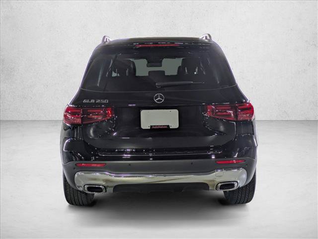 Certified 2025 Mercedes-Benz GLB 250 image 9