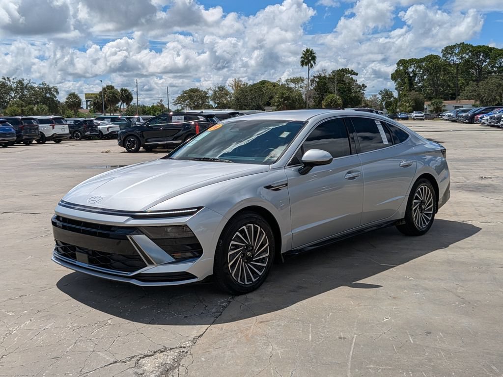 Used 2024 Hyundai Sonata SEL FWD image 4