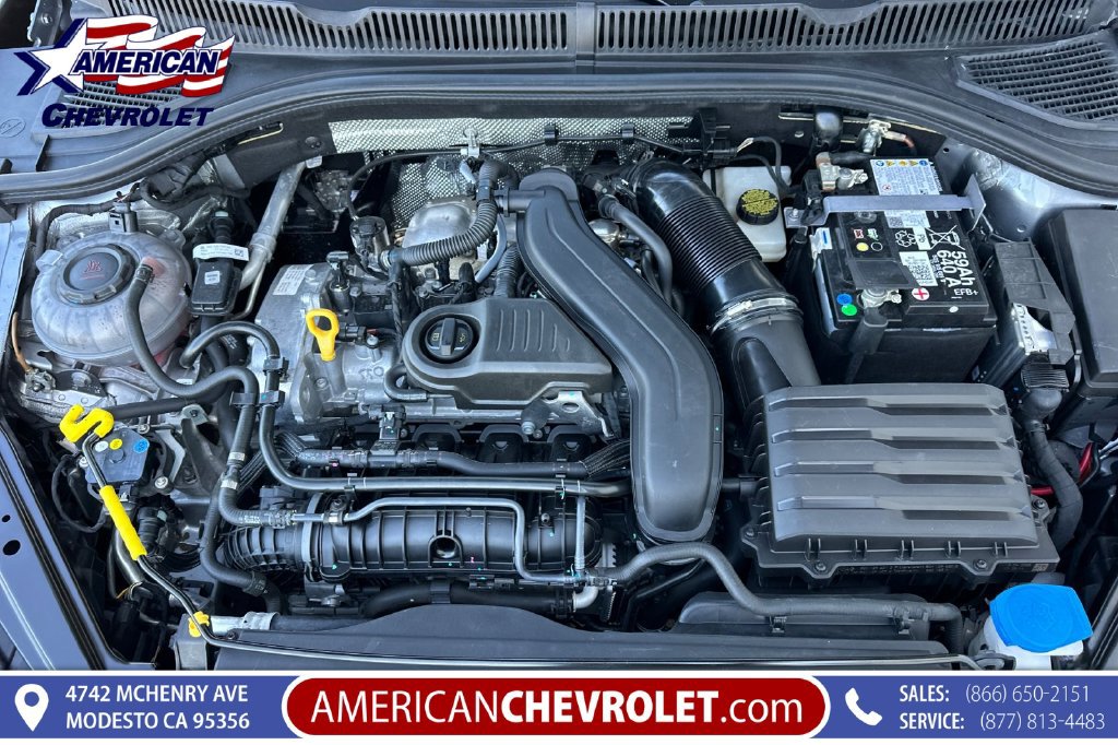 Used 2025 Volkswagen Jetta SE FWD image 24