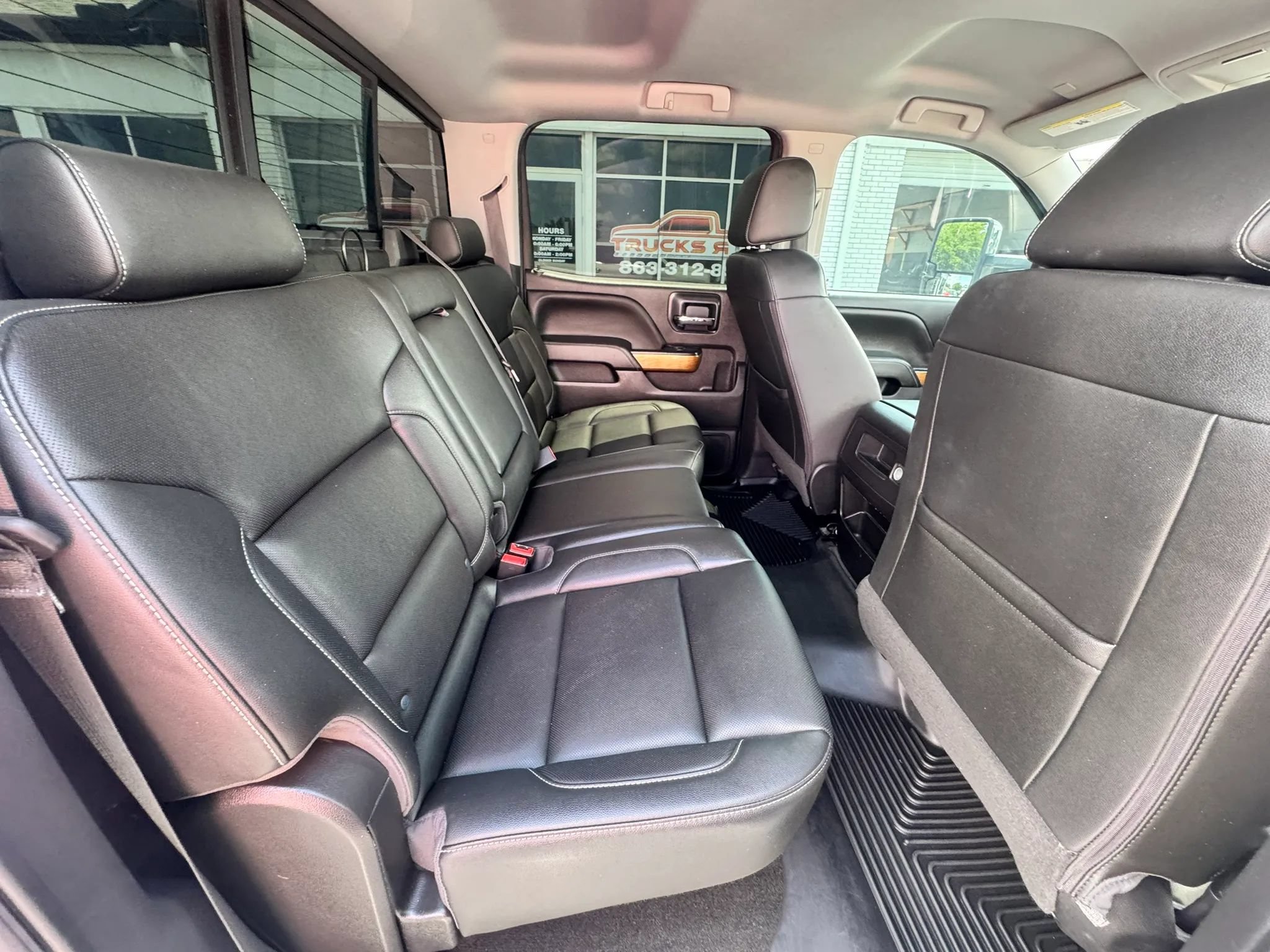 Used 2018 Chevrolet Silverado 1500 LTZ w/ LTZ Plus Package AWD/4WD image 9