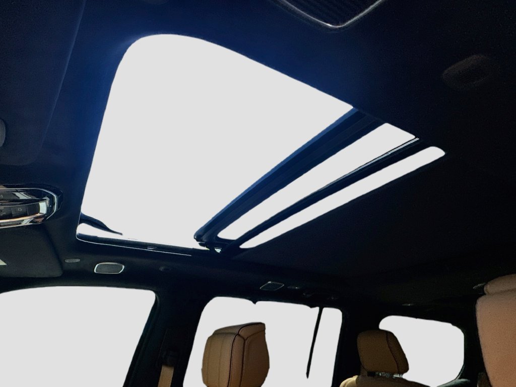 New 2026 Jeep Grand Wagoneer Summit AWD/4WD image 23