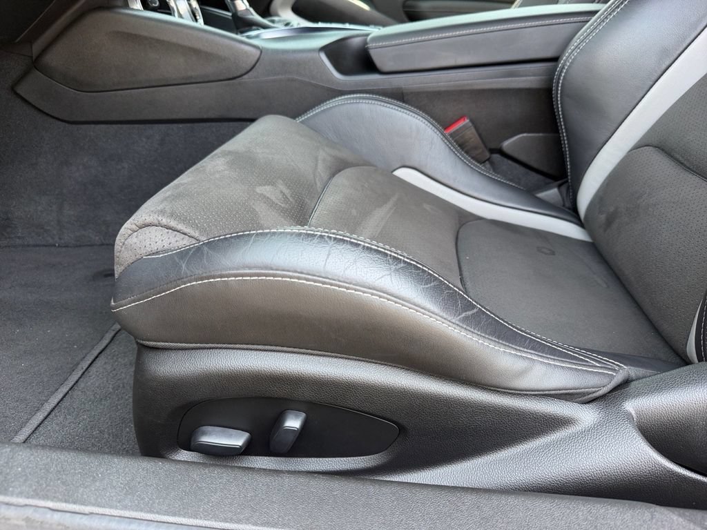 Used 2022 Chevrolet Camaro LT w/ LPO, Ground Effects Package RWD image 18